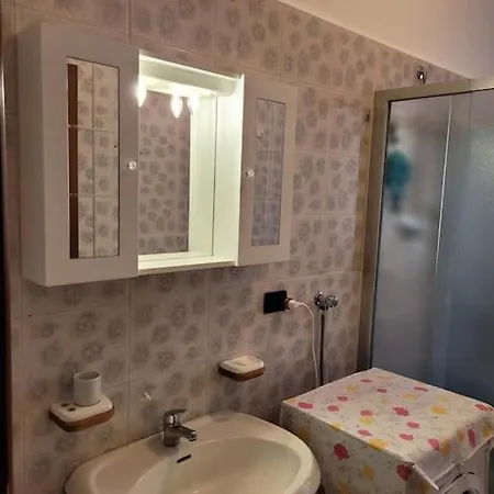 Aurora Garden Apartment